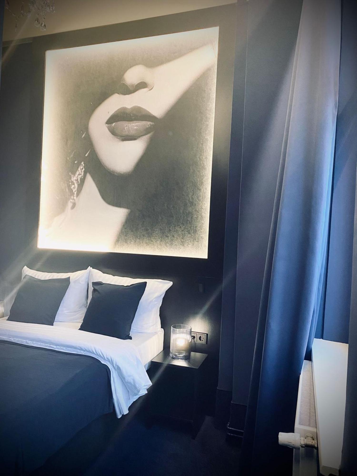Sleephotels Casino Гамбург Номер фото